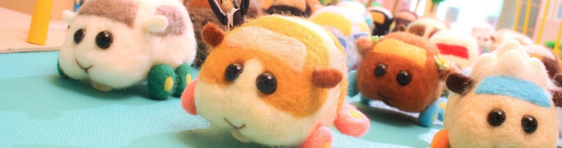 Pui Pui Molcar banner